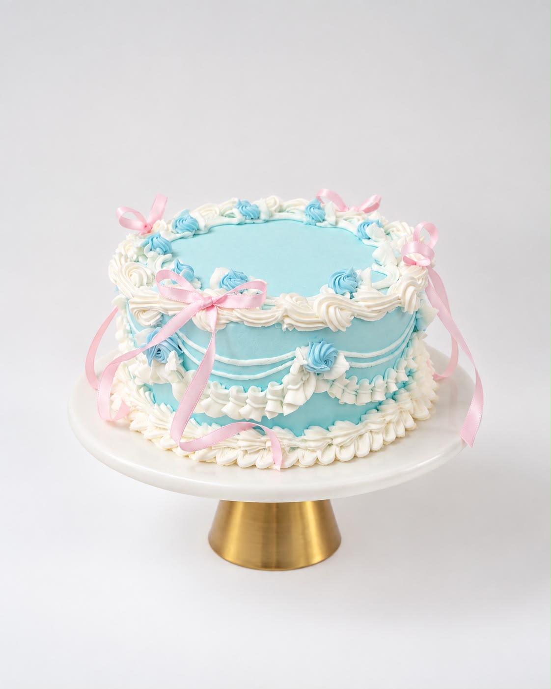 Vintage Piping Round Cake - Image 8