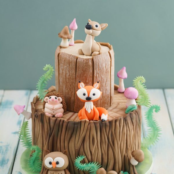 enchanted-forest-cake.jpg